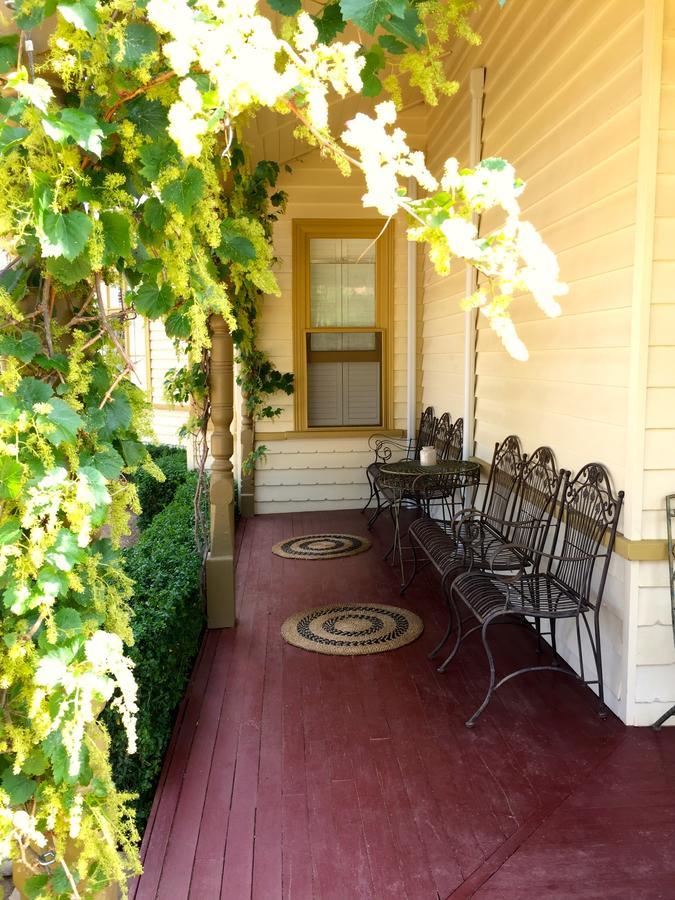 Goldenray Hotel Castlemaine Bagian luar foto